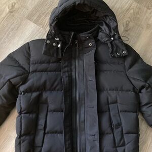 Jared Lang Men's Black Puffer. Auth 90% down/ 10% feathers with removable hood!